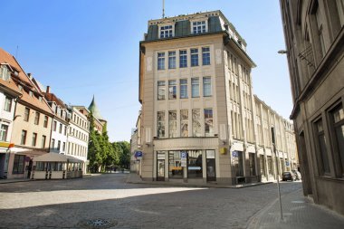 Street insanlar sabahın erken saatlerinde olmadan.