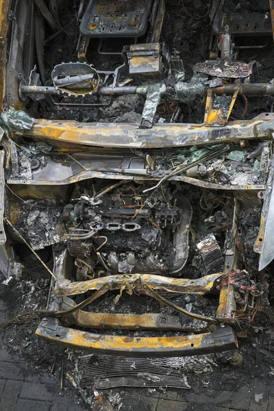 被烧毁的汽车背景 — 图库照片