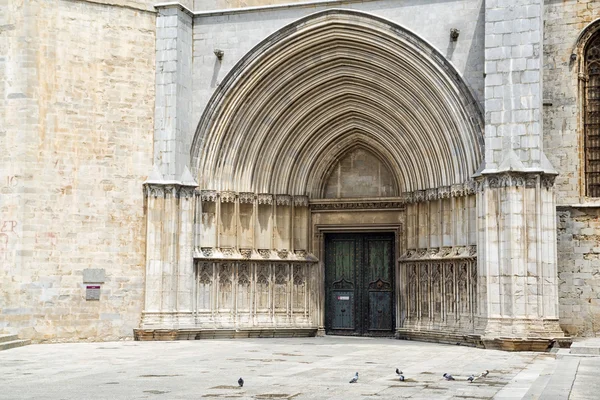 Architectural entrance of Saint Mary Cathedral — Stock Photo, Image