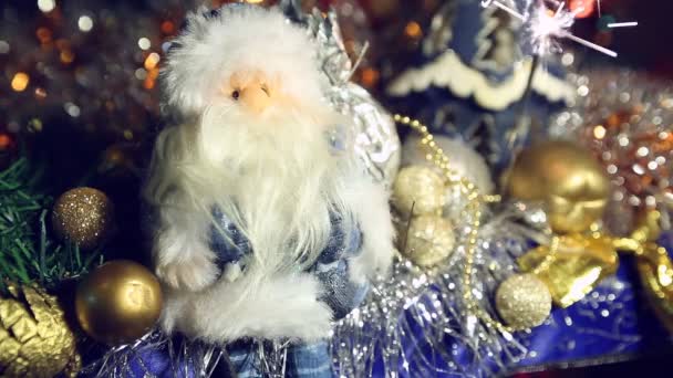 Chispa de Navidad y Santa Claus en tono azul . — Vídeos de Stock