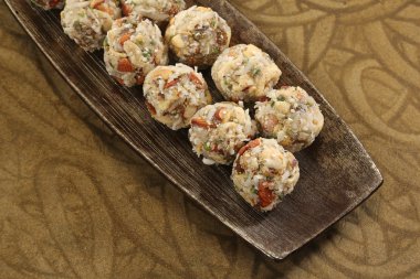 Hint tatlılar dryfruit ve cocnut gidecektir