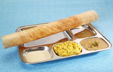 Masala dosa Hint turşusu ve sambaar ile