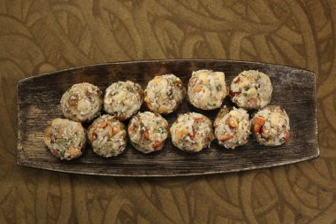 Hint tatlılar dryfruit ve cocnut gidecektir