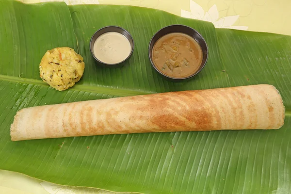 Masala Dosa Hint turşusu ve Sambaar, güneyde Hint yemek