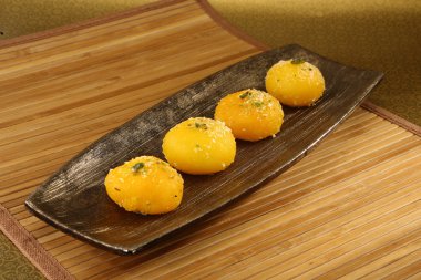 Hint tatlı Hindistan cevizi Rasgulla 