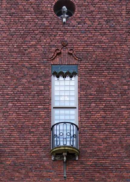 Window in a brick wall — Stock Photo, Image