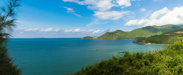 在越南海湾的全景 — 图库照片