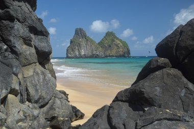 Fernando de Noronha, Brezilya için kristal deniz plaj