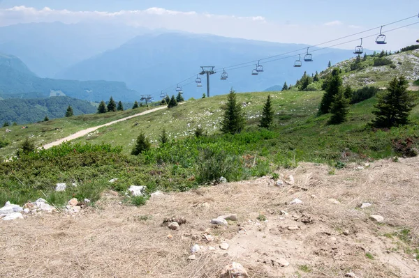 Turistická Stezka Alta Del Monte Baldo Hřebenová Cesta Garda Mountains — Stock fotografie