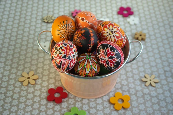 Huevos Pascua Pintados Mano Hechos Mano Estaño Decorativo Color Rosa — Foto de Stock