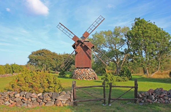 Moinho de vento, Saaremaa — Fotografia de Stock