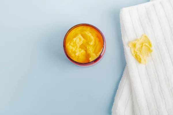 Exfoliante Corporal Sal Marina Con Limón Mancha Una Vista Towel — Foto de Stock