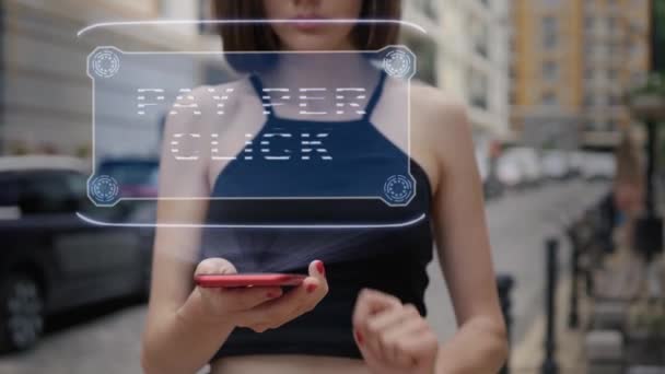 Junge Erwachsene interagieren mit Hologramm Pay per click — Stockvideo