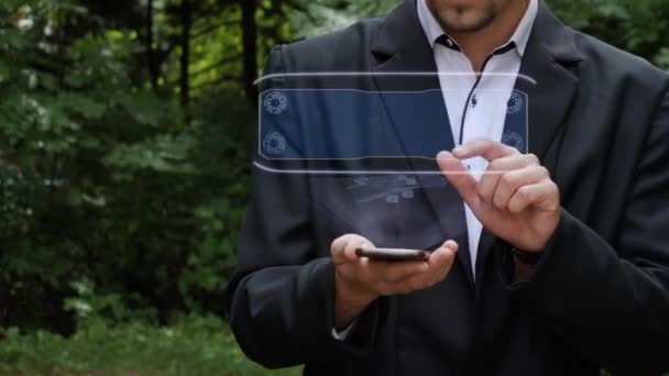 Empresario utiliza holograma con aviones de pasajeros grandes — Vídeo de stock