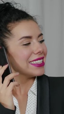 Telefon Bitcoin 'inin dikey videosu