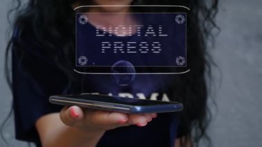 HUD Hologram Dijital Basın Gösteren Kadın
