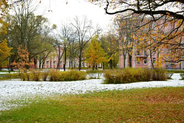 Wohngebäude Der Stadt — Stockfoto