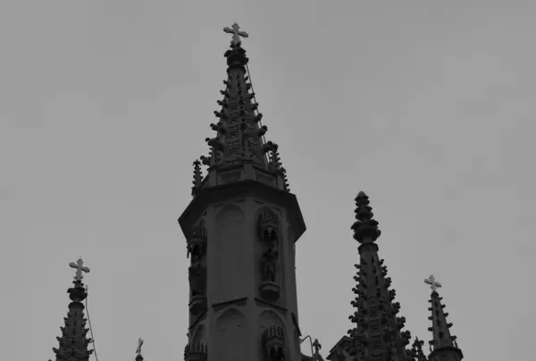 Detalhes Fachada Edifício Igreja Estilo Gótico — Fotografia de Stock