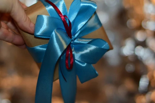 Geschenkdoos Met Satijnen Lint — Stockfoto