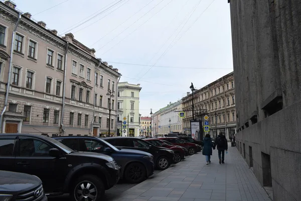 Verkehr Auf Einer Großstadtstraße — Stockfoto