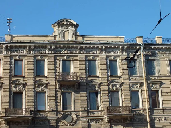 Detalles Fachada Del Edificio Estilo Antiguo — Foto de Stock