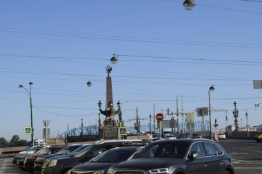 Şehir sokakları, şehirde bir yaz günü