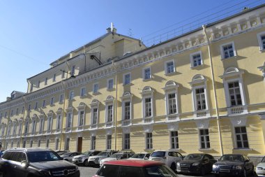 Binanın dış görünüşü, eski kasaba, mimari tarihi.