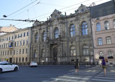 Binanın ön cephesi, eski kasaba, mimari tarihi.