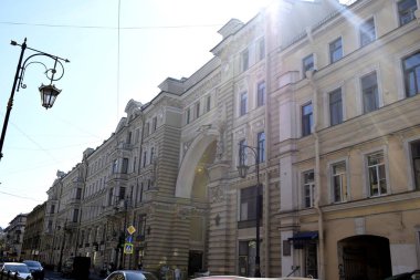 Binanın ön cephesinin ayrıntıları