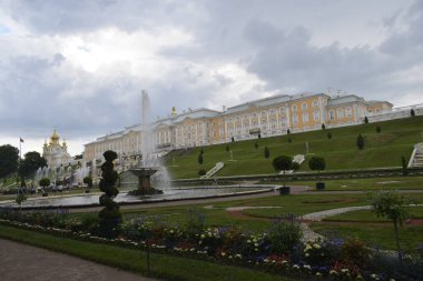 Parktaki çeşme, manzara tasarımı.