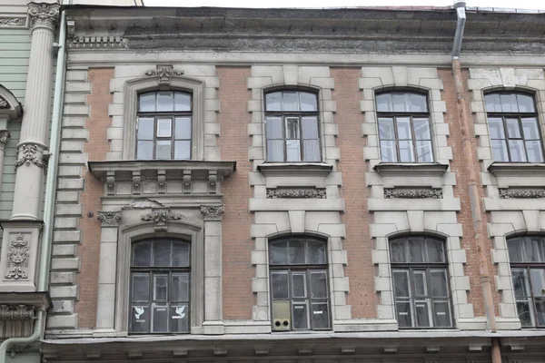 Detalle Fachada Edificio Ventanas — Foto de Stock