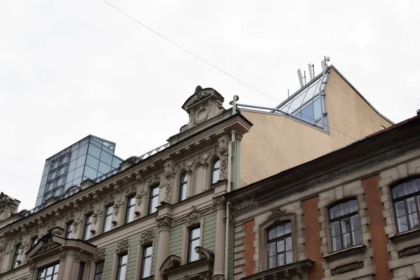 Dettaglio Della Facciata Edificio Finestre — Foto Stock