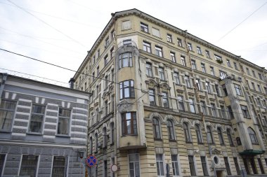 Bir binanın dış cephesinin ayrıntıları