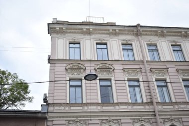 Bir binanın dış cephesinin ayrıntıları