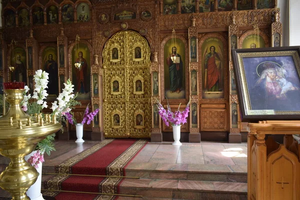 Icone Ortodosse Dei Santi Nella Chiesa — Foto Stock