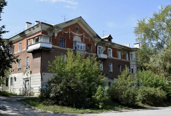 Bakstenen Huis Huisje Het Dorp — Stockfoto