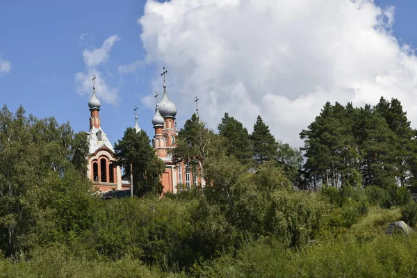 Igreja Está Uma Montanha Uma Vista Montanha Igreja — Fotografia de Stock