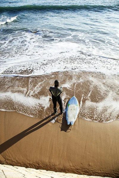 Surfer na água — Fotografia de Stock