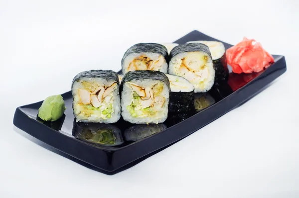 Sushi ginger ve wasabi siyah plaka