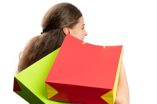 Modelo Feminino Adulto Sorrindo Com Costas Para Câmera Carregando Sacos — Fotografia de Stock