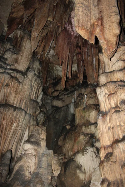 保加利亚的莱德尼卡洞穴 — 图库照片