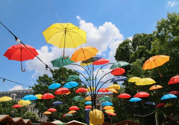 Parapluies Volants Colorés Dans Centre Sofia Capitale Bulgarie — Photo