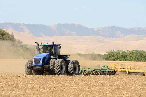 Harrowing — Stock Photo, Image