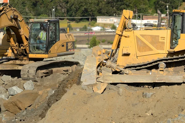 Rocce bulldozer — Foto Stock