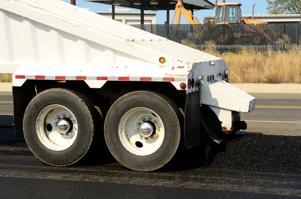 Asphalt Belly — Stock Photo, Image