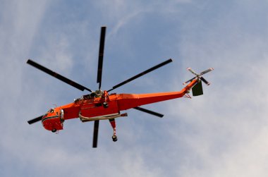  Helikopter yangın