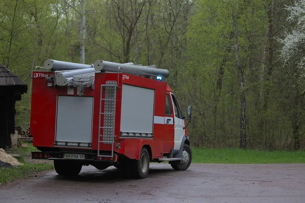 Kyiv Ukraine May 2021 Red Fire Truck Road Forest Park — Stock Photo, Image