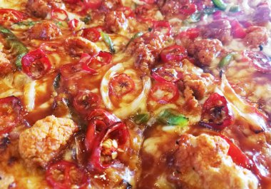 Üst Görünümlü Tavuk Pizzasını Kapat.