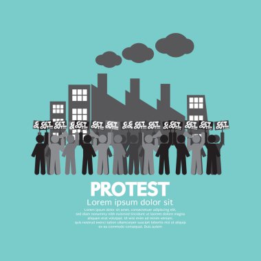 Grup işçiler protesto fabrika önünde 