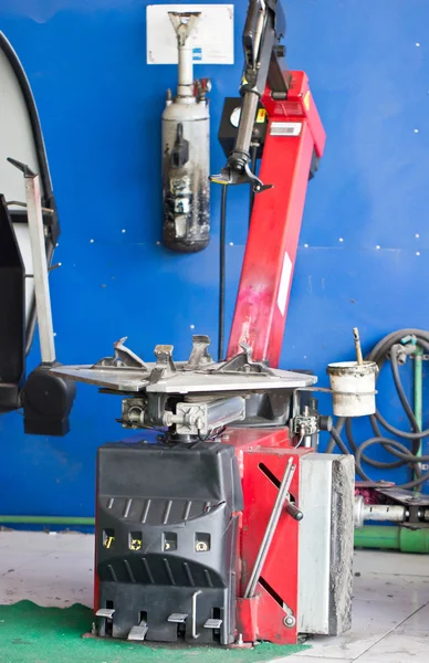 Tire Fitting Machine Close Up — Stock Photo, Image